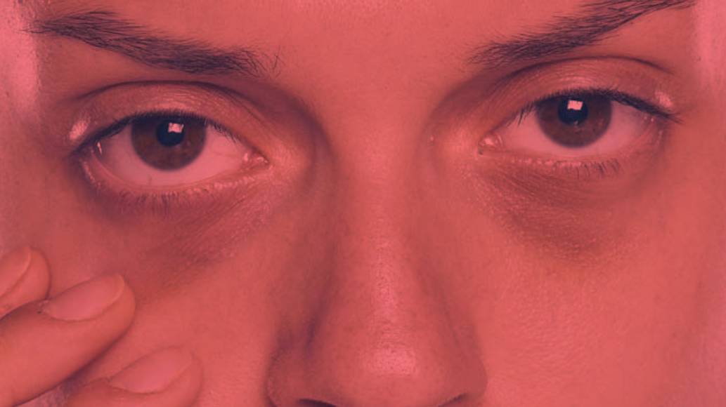 Best Light Therapy for Dark Circles